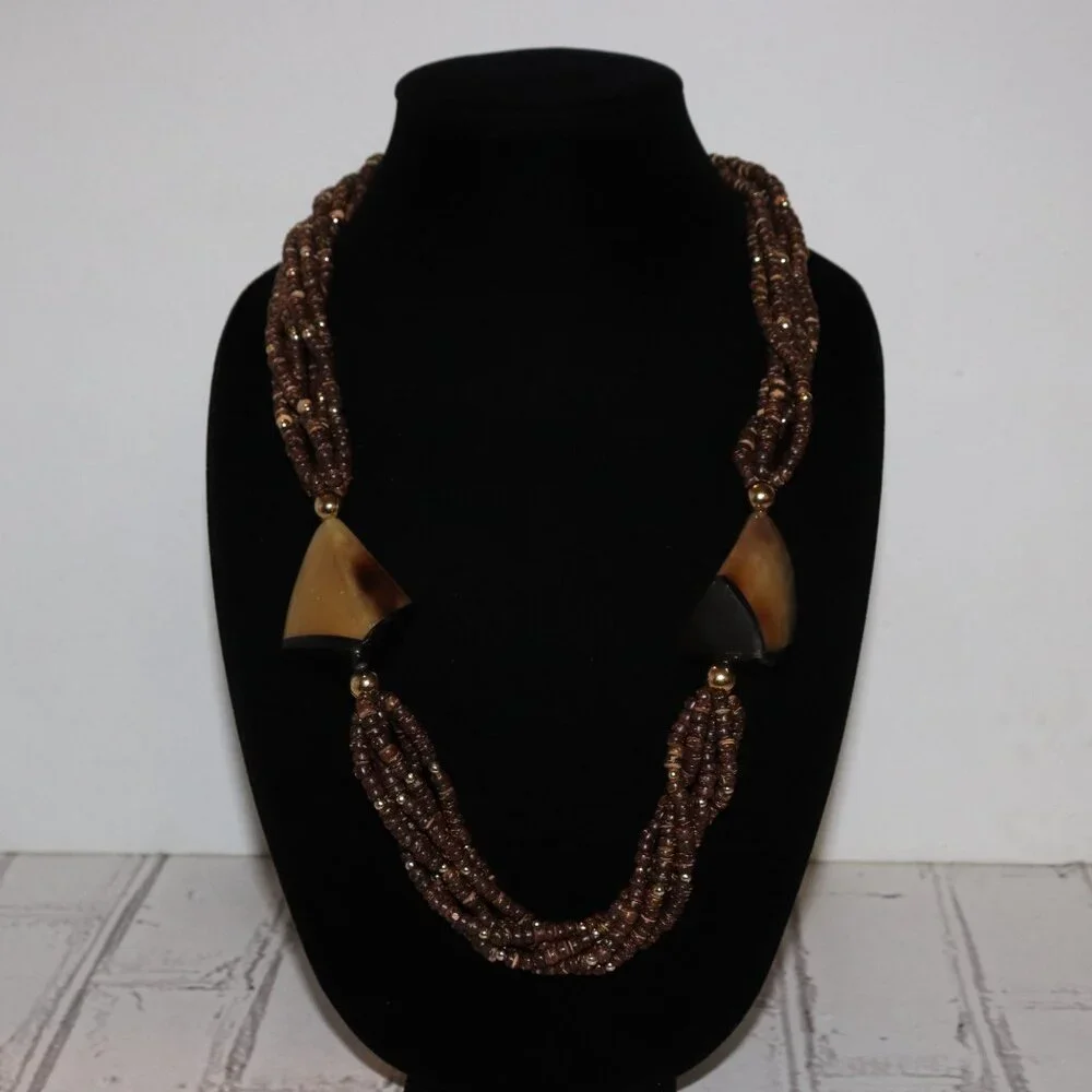 Beautiful vintage coconut shell and antler necklace 28